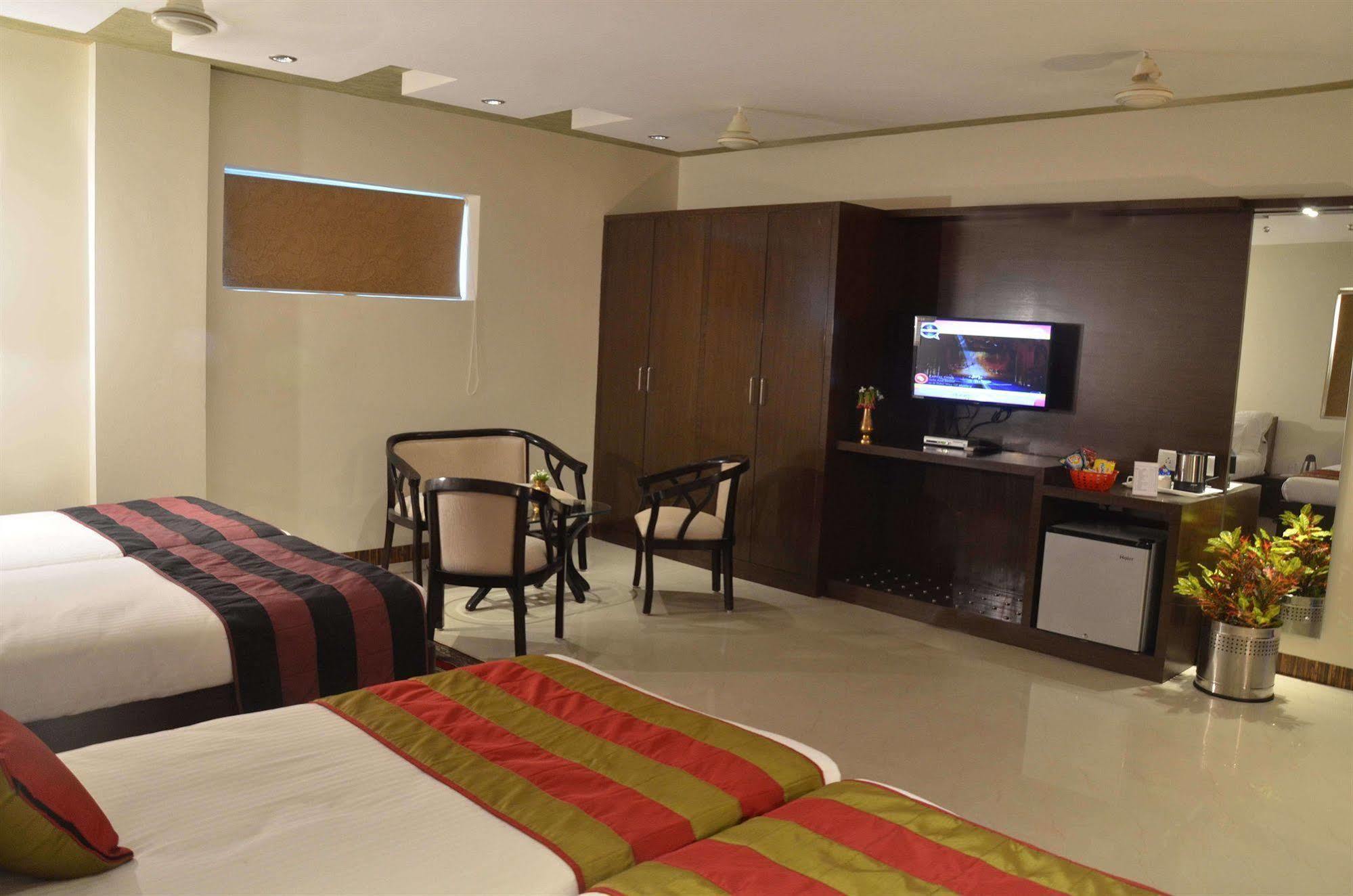 Hotel Karan Vilas Agra (Uttar Pradesh) Exterior foto